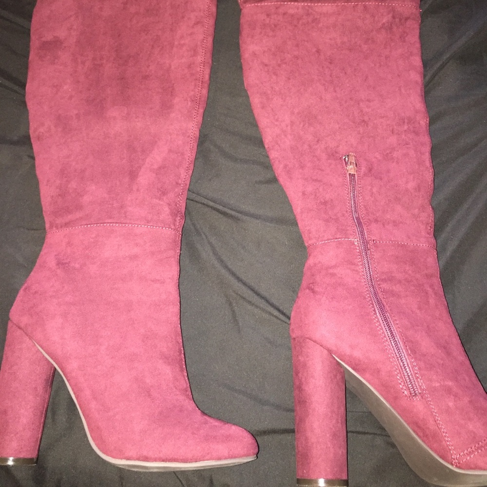 Boots - Picture 2 of 2